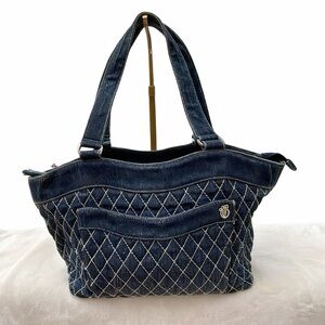 Vera Bradley Jean Double Strap Bag With Outside And Inside Pockets PaisleyLining